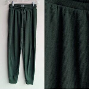 Aritzia Sunday Best Baby Waffle Jogger - Forest Green